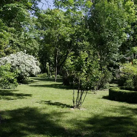 Domaine De Rasigous Bed & Breakfast 4*