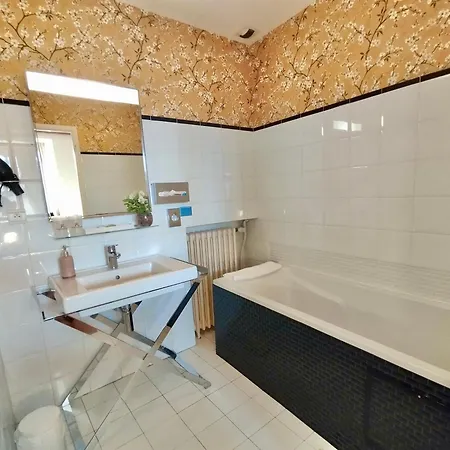 Bed & Breakfast Domaine De Rasigous 4*