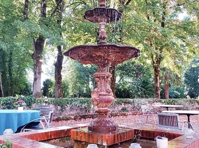 Bed & Breakfast Domaine De Rasigous