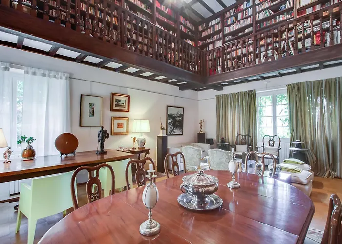 Domaine De Rasigous 4*