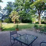 Frühstückspension Domaine De Rasigous 4*