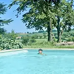 Frühstückspension Domaine De Rasigous 4*